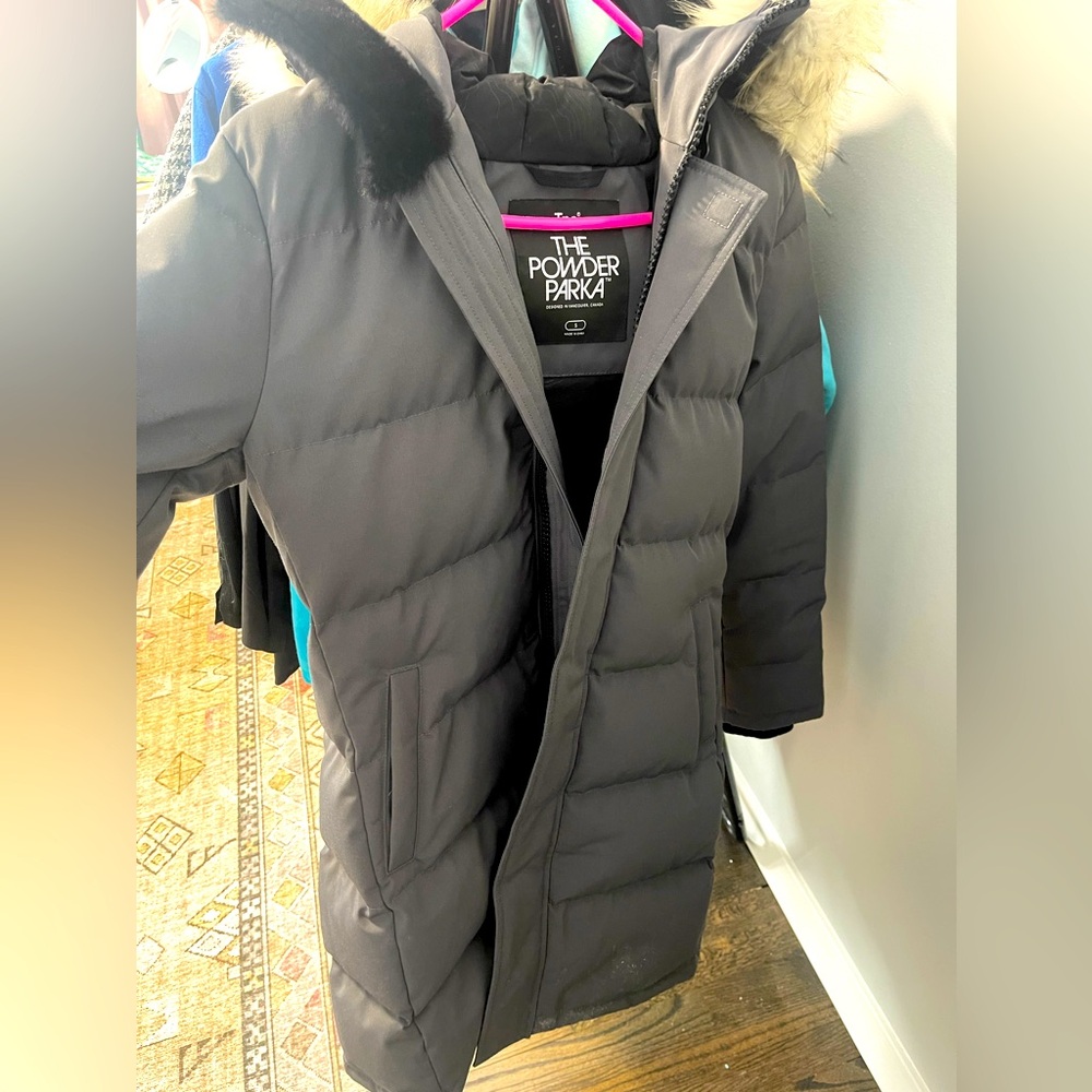 Aritzia mid length power parka- small - graphite gray
